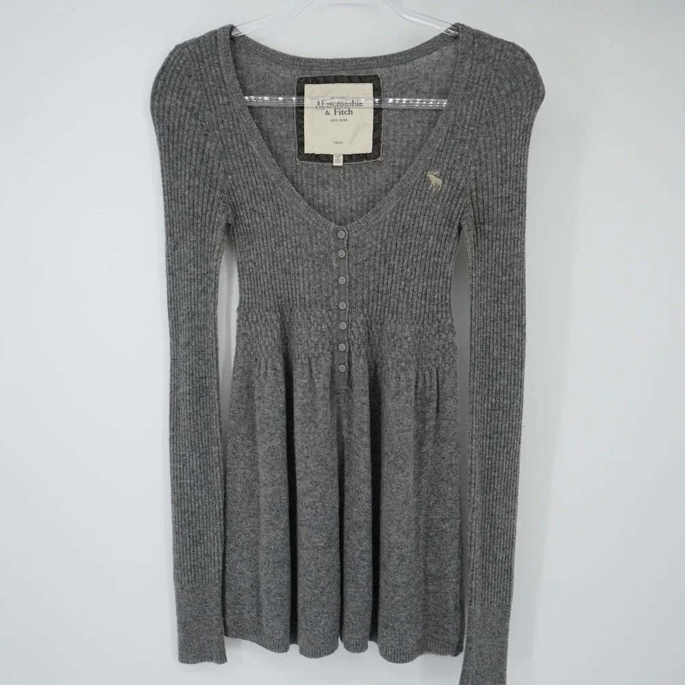 Vintage Abercrombie & Fitch Babydoll Sweater Small Long Sleeve Button Gray Y2K